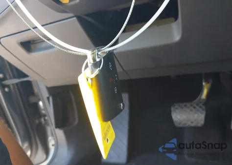 2019 Volkswagen Tiguan 2.0T Se/2.0T Sel/2.0T Sel R-Line/2.0T Sel R-Line Black from USA, damaged, VIN 3VV3B7AX6KM012649